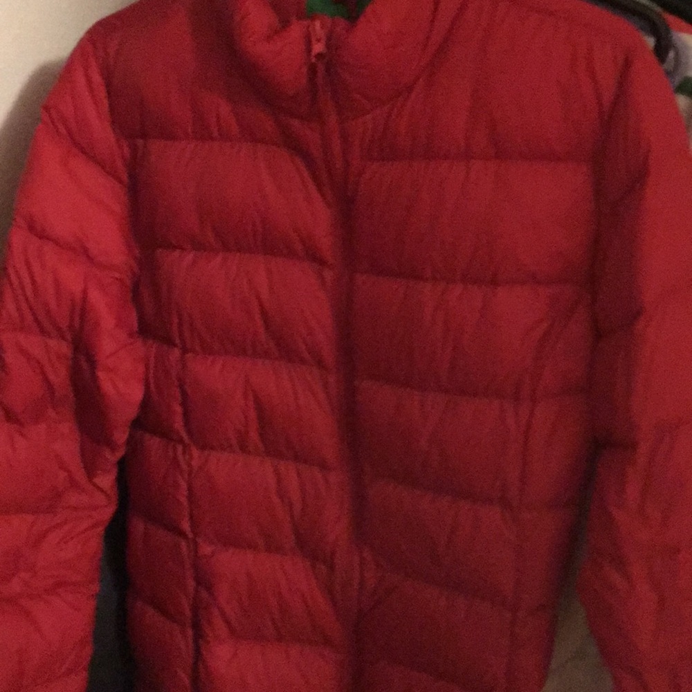 Red thin zip up puffer jacket